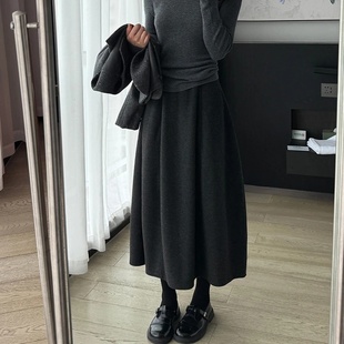 2025秋冬新款 半身裙女 山羊绒加厚花苞百搭显瘦A字松紧腰垂感时尚
