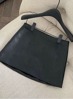 黑色皮裙半身裙女2025秋冬新款辣妹显瘦小A字包臀皮短裙