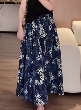 深蓝色碎花休闲风半身裙女2025春夏新款韩版上档次小众别致A字裙