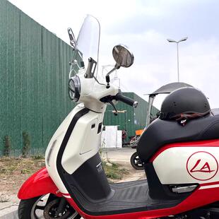 适用新大洲踏板本田NS125LA改装挡风板 复古风挡雨板护胸风挡玻璃