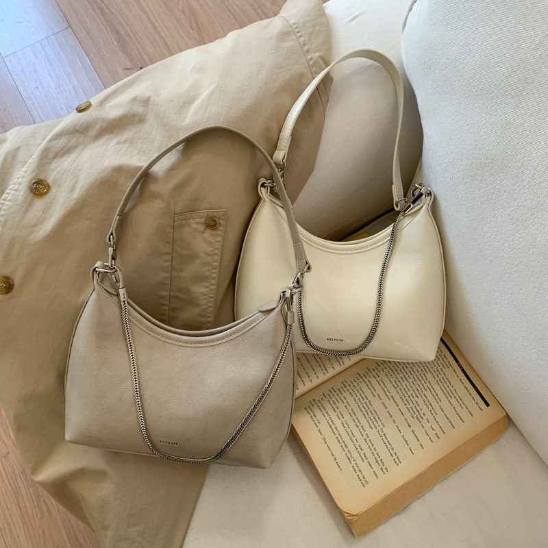 轻奢小众链条腋下包女2026新款纯色高级感大容量单肩斜挎包水桶包