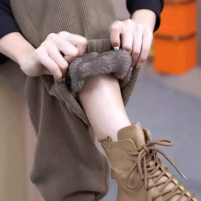冬季大码加厚加绒灯芯绒裤子女2025新款女装宽松显瘦束脚哈伦裤子