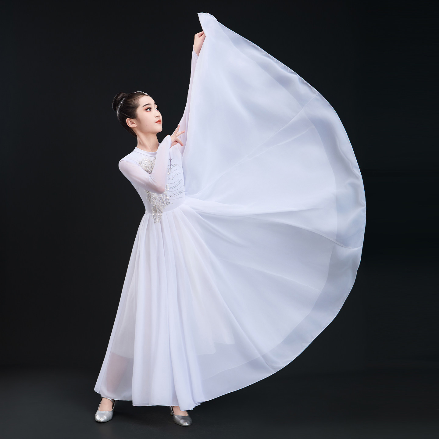 六一白色大摆裙开场舞演出服女儿童古典舞舞蹈表演服大气舞台长裙