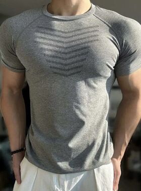 美式无缝提花运动收口鲨鱼纹短袖速干训练健身弹力修身上衣T恤男