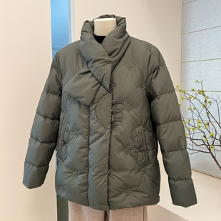 中式新品冬季妈妈装羽绒服外套中老年刺绣保暖拉链老太太上衣女装
