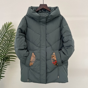 国风冬季中老年奶奶装羽绒服外套妈妈老人保暖拉链连帽大码宽松女