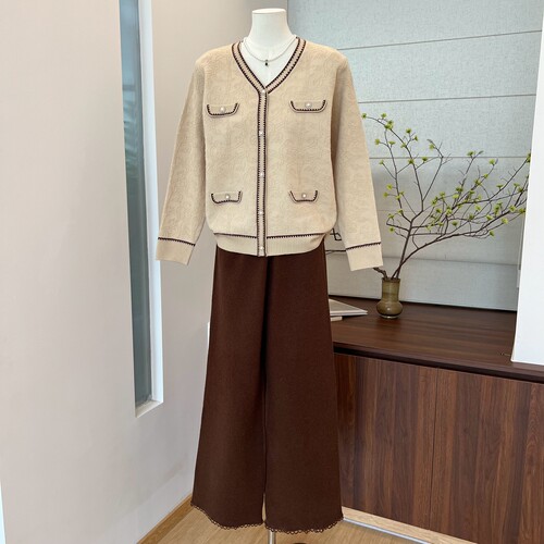 气质中年妈妈装秋季新品针织套装