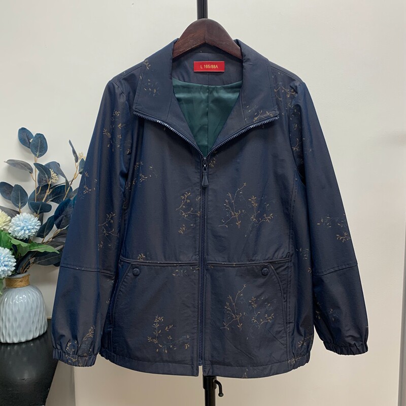 商场货春秋中老年妈妈装薄款连帽风衣长袖拉链秋季外套女装上衣