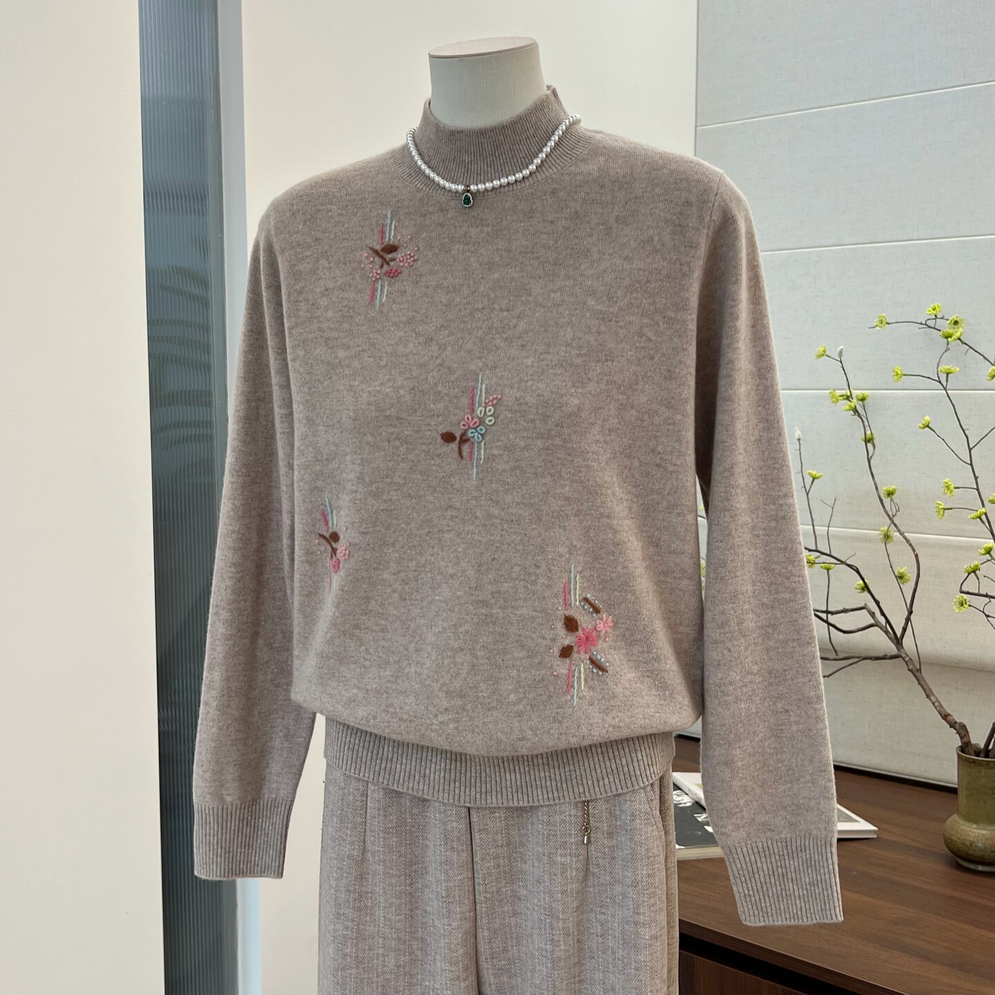 100纯羊毛妈妈装半高领毛衣女