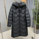 冬季 保暖衣服 羽绒服外套纯色加厚连帽宽松中老年中长款 长款 妈妈装