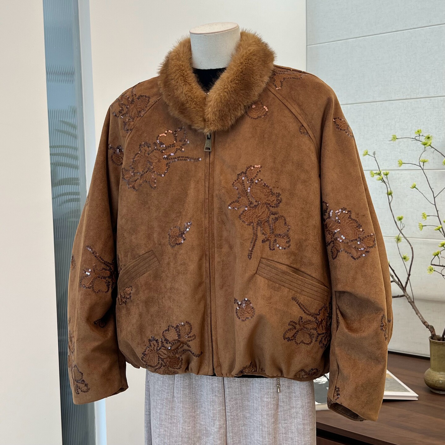 中老年鹅绒羽绒服蝴蝶冬装外套