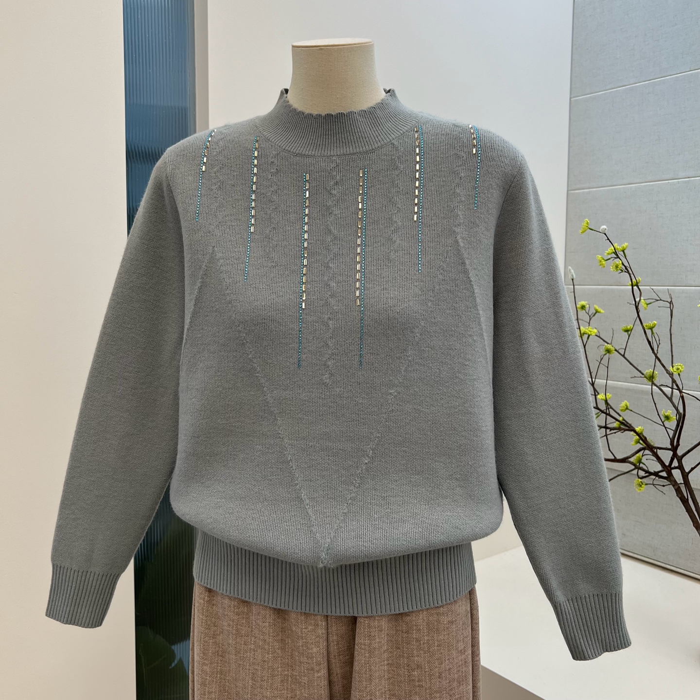 冬季中老年人纯色加绒加厚毛衣