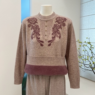 冬季老年人加绒加厚针织毛衣套头宽松保暖中老年妈妈装一体绒上衣