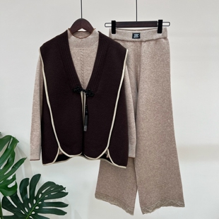 高贵气质秋冬妈妈装针织三件套衣服阔太太中老年马甲九分裤套装女