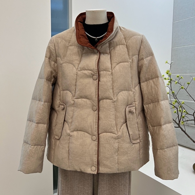 冬季妈妈装90羽绒服保暖加厚外套