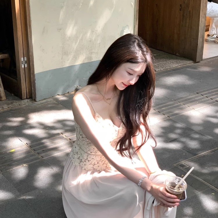 南法庄园Wcouture原创 假两件 立体钩花珍珠手工镶嵌吊带连衣长裙