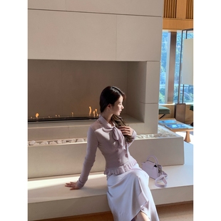 玫瑰缎带Wcouture原创 温柔豆沙粉 显曲线的修身交叉V领针织外套