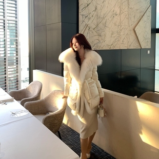 暴雪时分Wcouture气质大狐狸毛皮草 加厚90白鸭绒中长款羽绒服