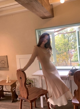 舞蹈生Wcouture必入款精选 两件套斜裁缎面裙加羊毛针织v领连衣裙