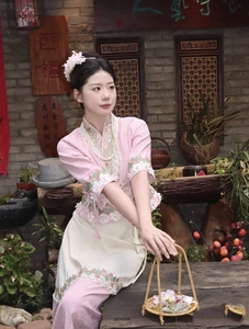 西双版纳网红同款传统傣族服装泰式重工花边款旅游气质拍照旅拍款
