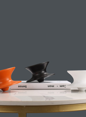 速发简约极简陀螺几何摆书办公样室板间样板书柜件架软装家居饰品