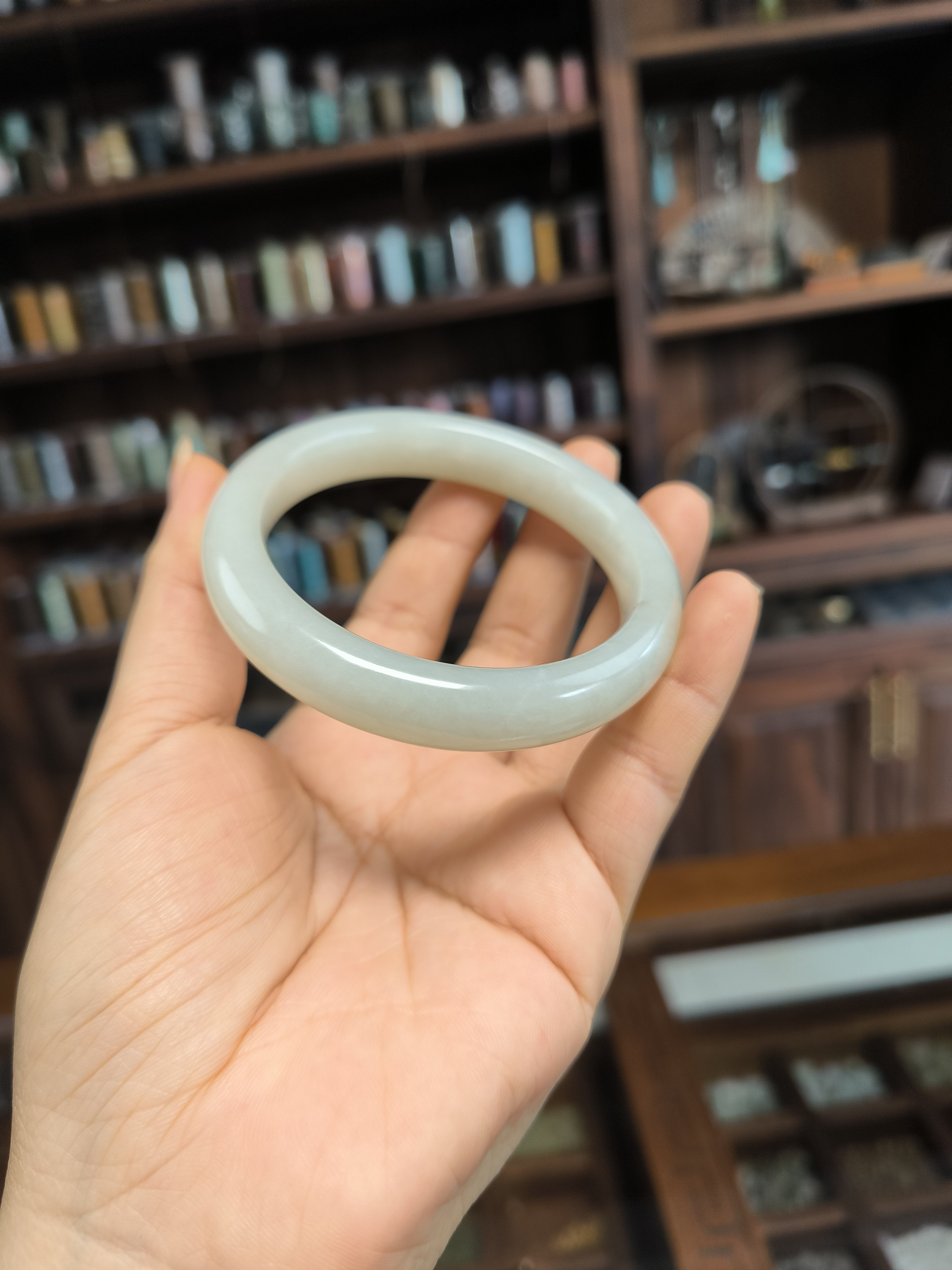 一物一拍清货断码手镯天然和田玉白玉手镯带证书
