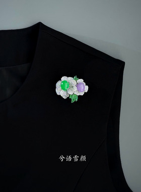 新中式双生山茶花锆石胸针女款