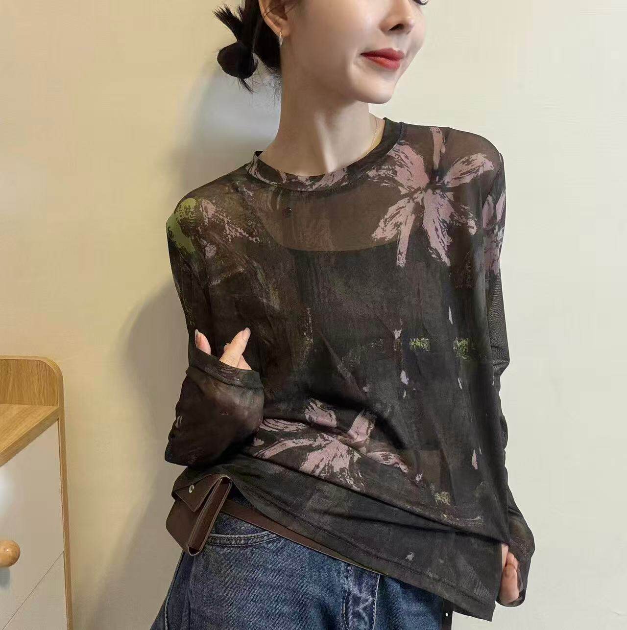 2026春夏新款时尚简约薄款透视印花T恤圆领长袖宽松百搭显瘦上衣