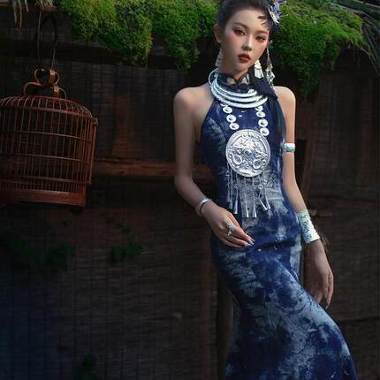 手工扎染旗袍风苗族服装女中国风高端舞台走秀民族风日常特色写真