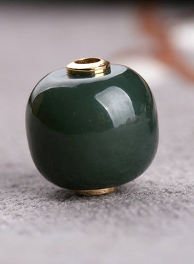 和田玉青花墨玉籽料青玉桶珠吊坠