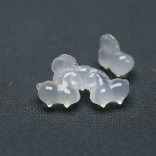 新款 手链钥匙配饰J90 纯天然白玛瑙玉髓小马吊坠滴溜DIY手工编制款