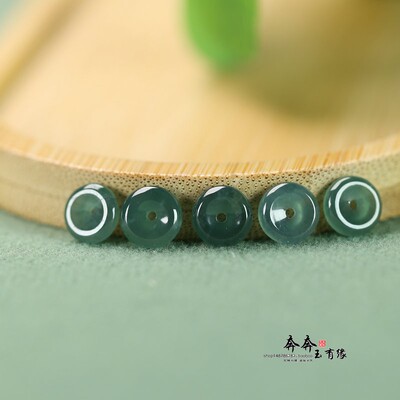 纯天然翡翠精品深邃蓝水8mm