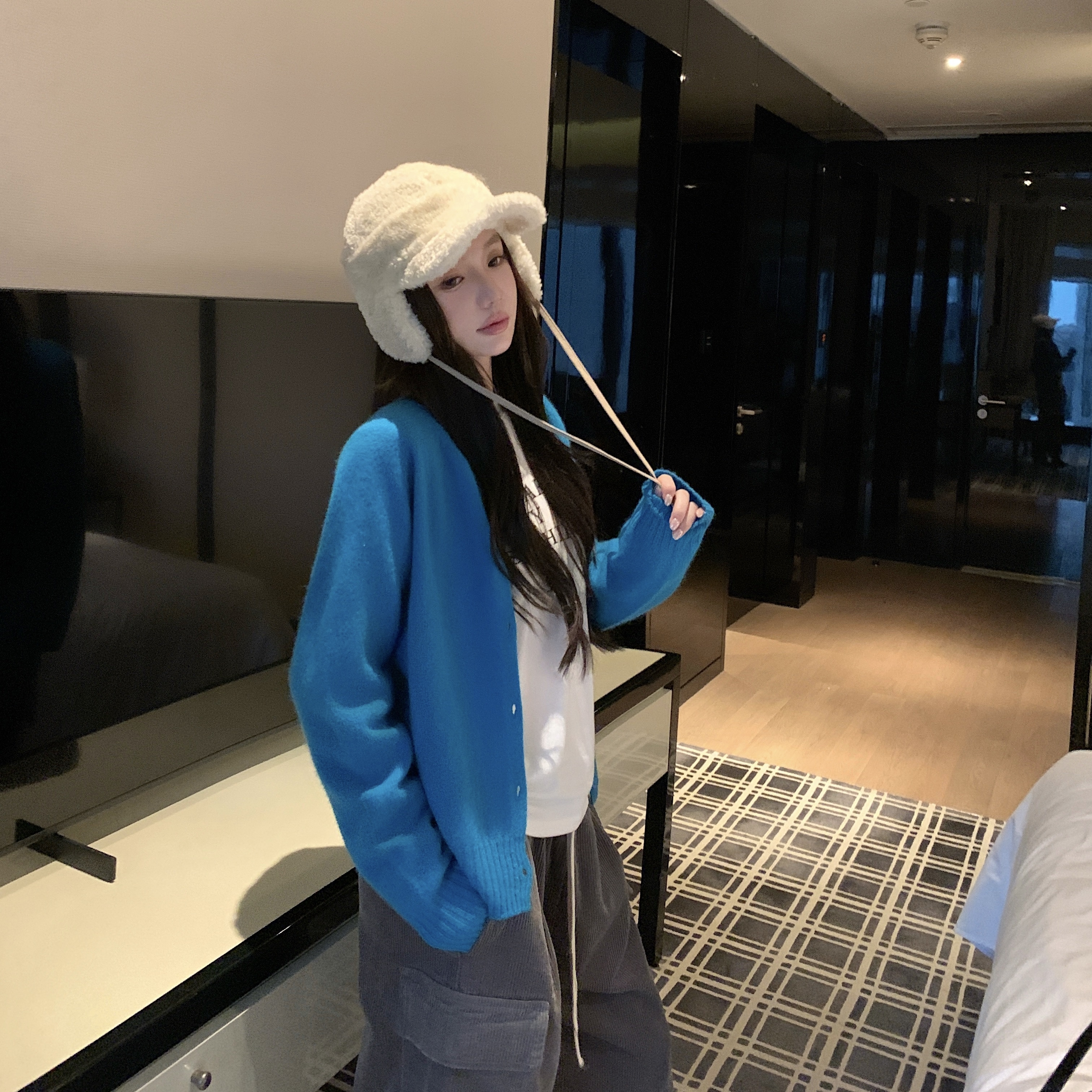 休闲孔雀蓝针织开衫女秋冬2025