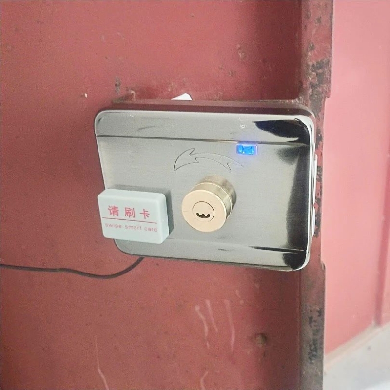 磁卡电子刷卡锁电控锁免布线智能IC门禁锁不锈钢门防盗遥控铁门锁
