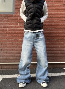 HY711 水洗冰蓝飘逸猫须A字版型直筒宽松牛仔裤男女cleanfit裤子