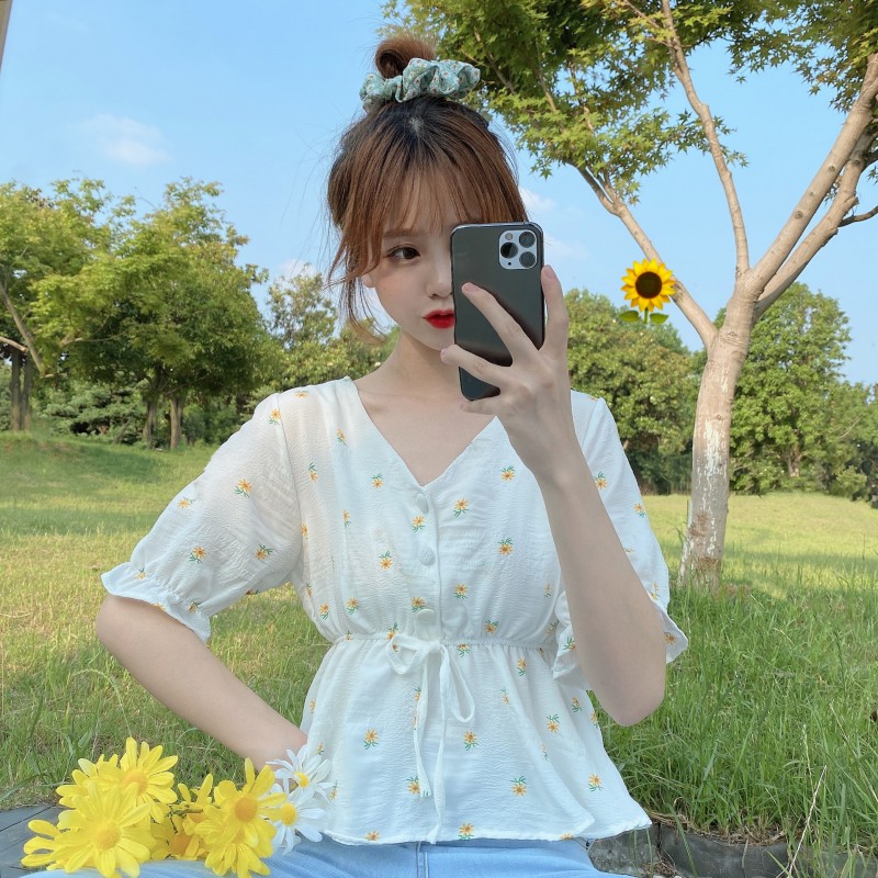 Real photo real price net red same French three button waist lace up Floral Chiffon shirt girl student trend