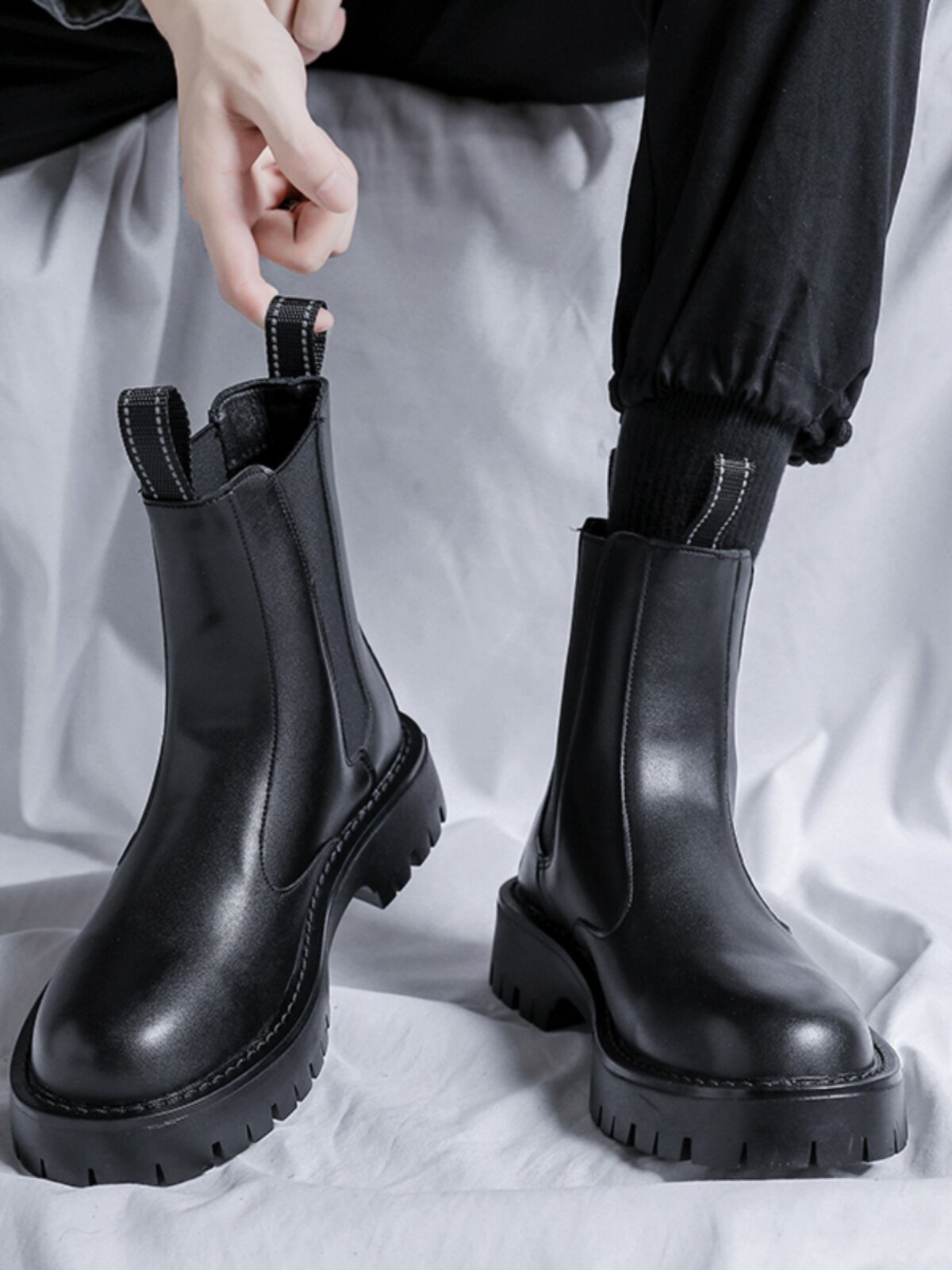 TRENDY BRAND CHELSEA BOOTS MENS NEW WINTER HIGH-TOP CHIMNEY TIDE BOOTS LEATHER AND FLEECE POINTED TOE BRITISH STYLE MARTIN TRENDY SHOES