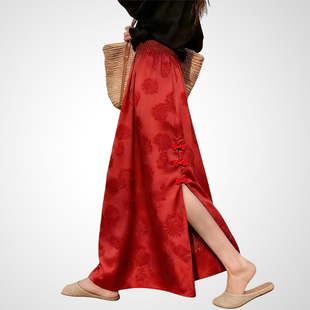 兰卡时尚中式盘扣红色提花缎面半身裙女2026春款开叉国风通勤裙子