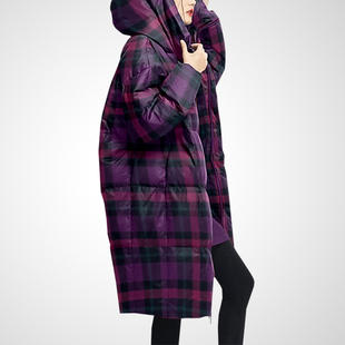 时尚洋气紫色格子连帽羽绒服女装中长款2026年新款冬季加厚外套潮