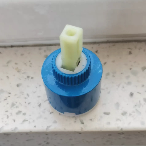 脸盆菜盆面盆通用洗手厨房配件热水器混水阀陶瓷维修冷热花洒