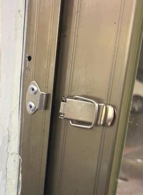 304门锁固定加厚弹簧不锈钢工具箱五金航空箱卡扣锁扣鸭嘴扣挂钩