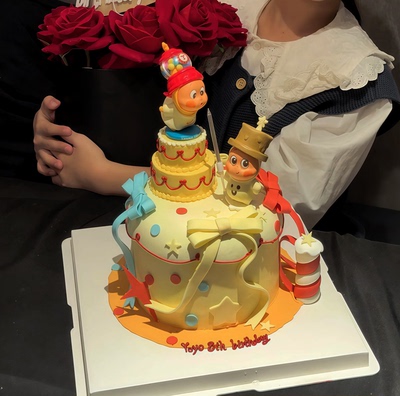 卡通星空人吹泡泡生日蛋糕装饰