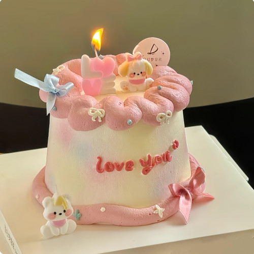 情人节蝴蝶结小狗小熊小兔子生日装饰摆件白方形love蜡烛生日蛋糕