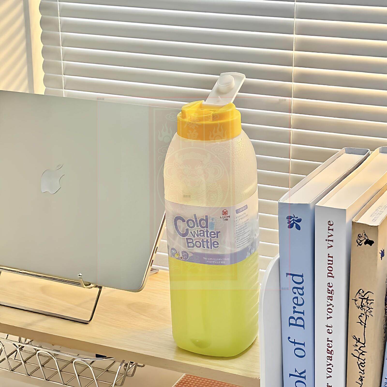 夏日大容量随手杯家用便携式防摔凉水壶食品级冰箱饮料桶减肥神器