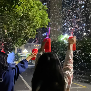 2026新年烟花泡泡机全自动创意儿童过年仿真吹泡泡礼花炮电动玩具