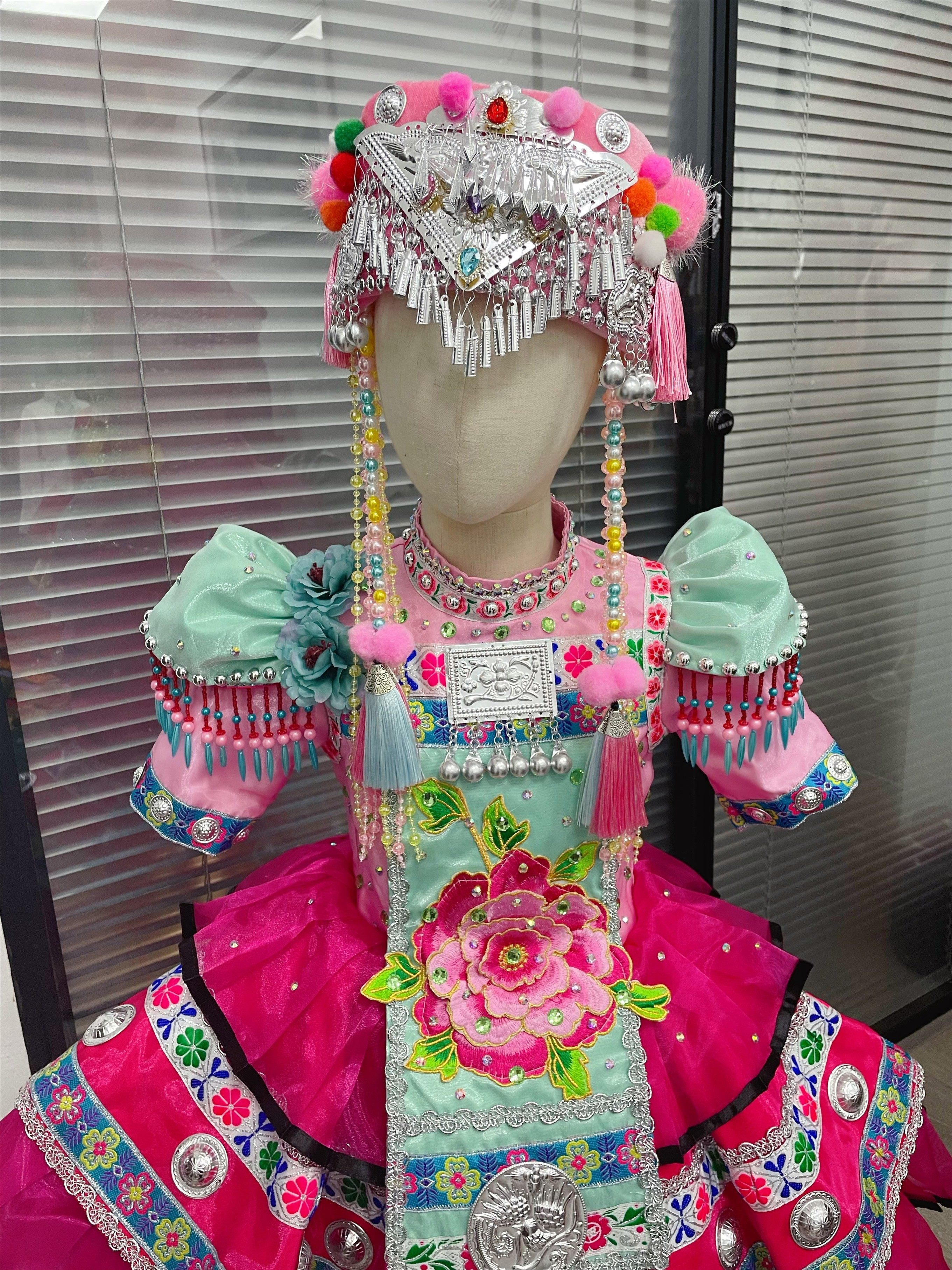 儿童快乐阳光女童演出服独唱西兰卡普纳西族普米族瑶族苗族粉高端