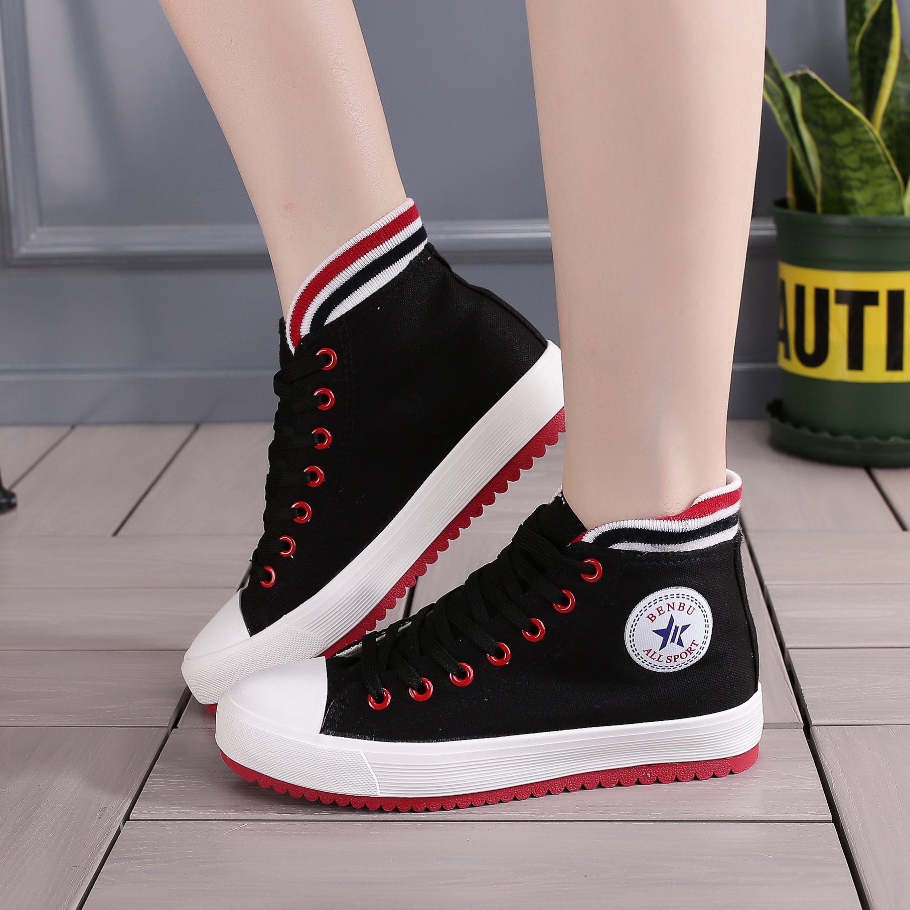 2026新韩版休闲鞋彩条高帮帆布鞋运动板鞋纯色女布鞋跑步鞋运动鞋