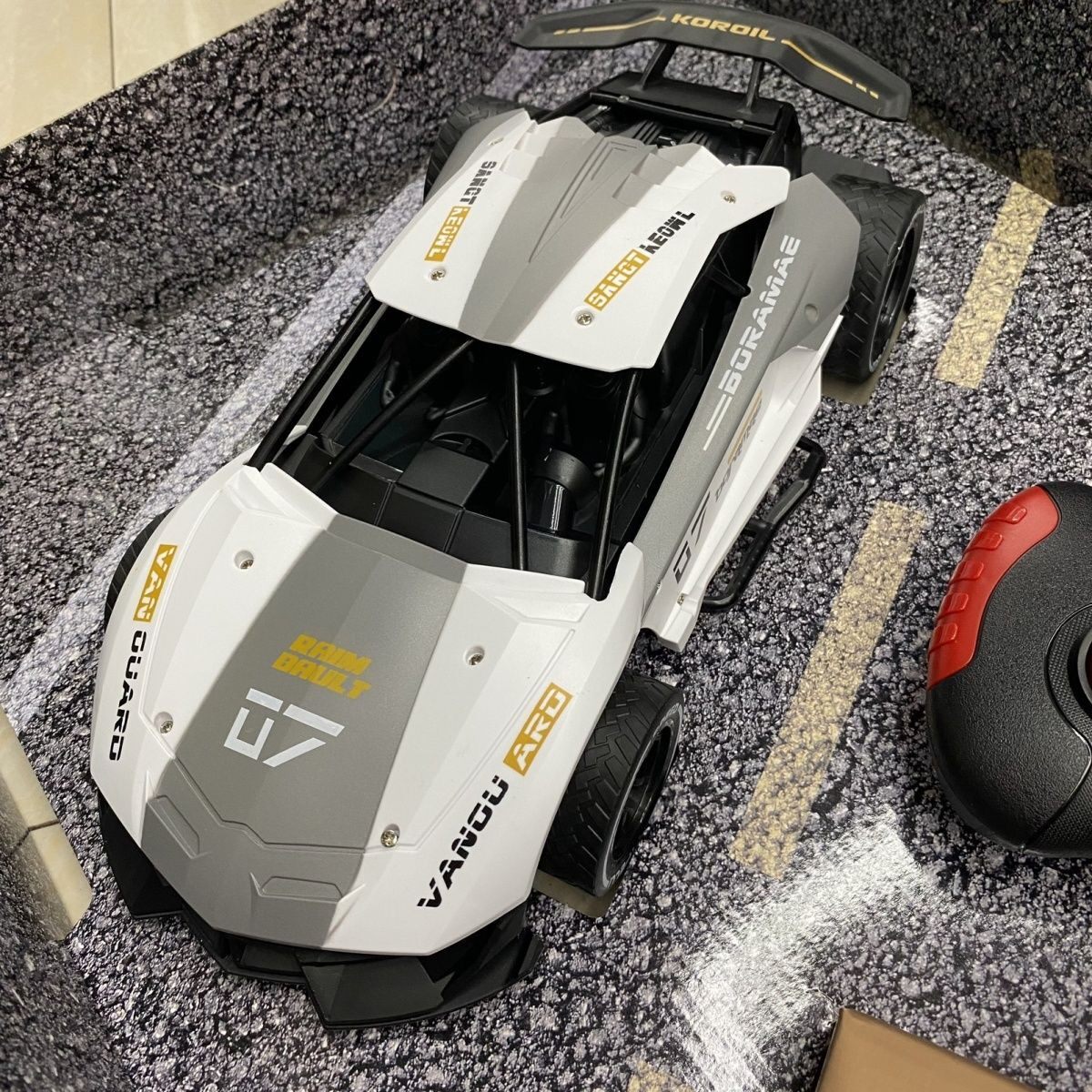 男孩遥控赛车玩具极速飙车融美33792高速车2.4G四通道1:12独立避