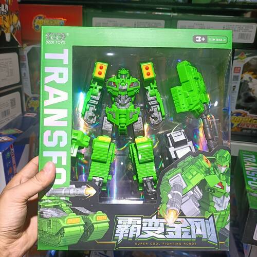 变形金刚机器人玩具霸变金刚坦克战斗机工程汽车合体8228-H495023