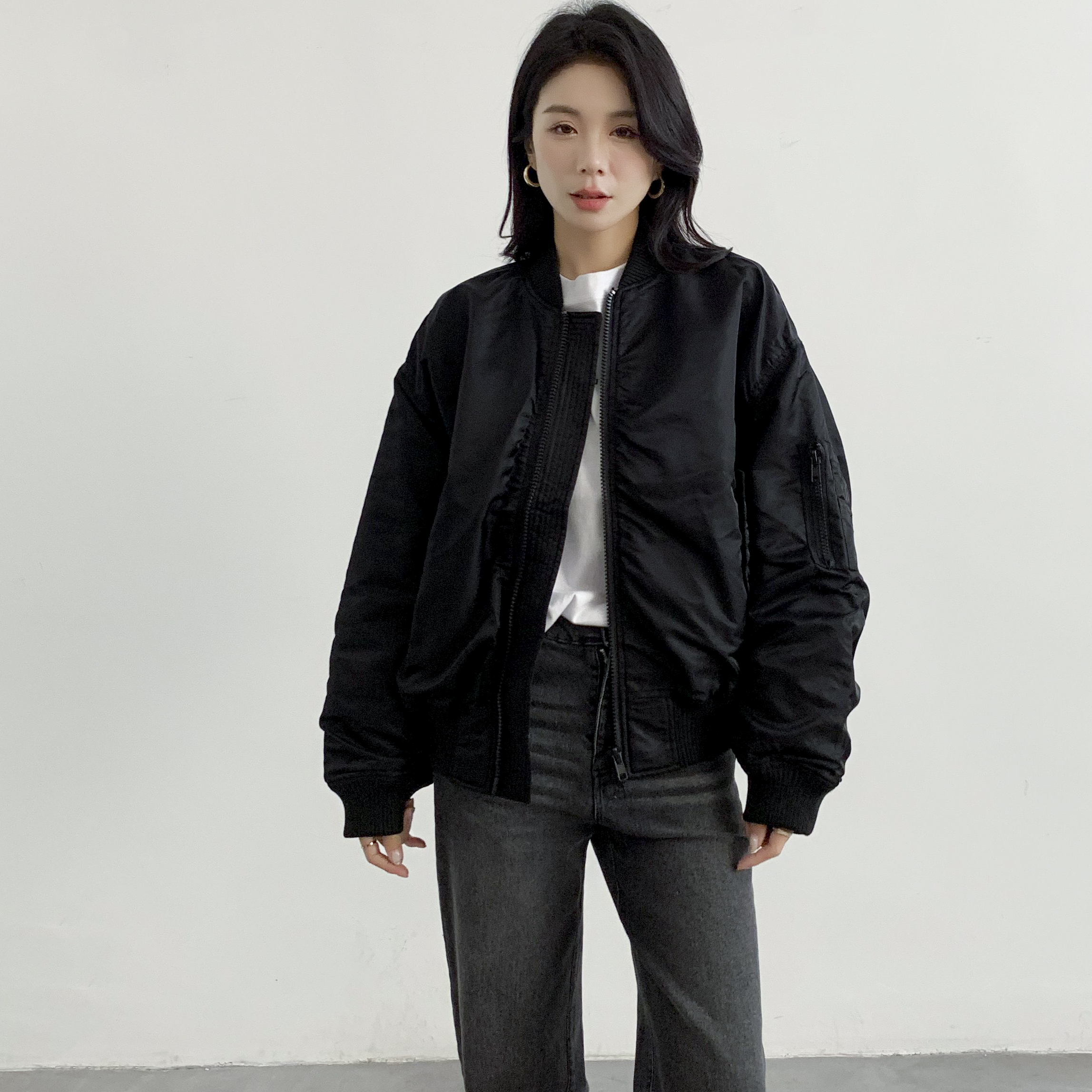 原厂品质 秋冬新款 短款棒球服飞行羽绒服 缎面90白鸭绒